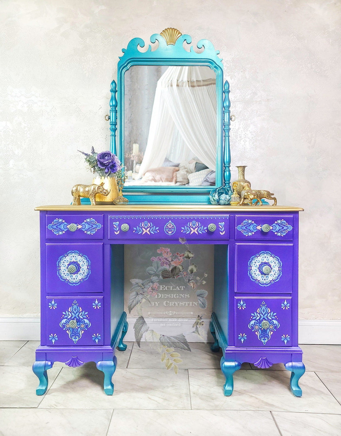 About My Genie in a Bottle Vanity