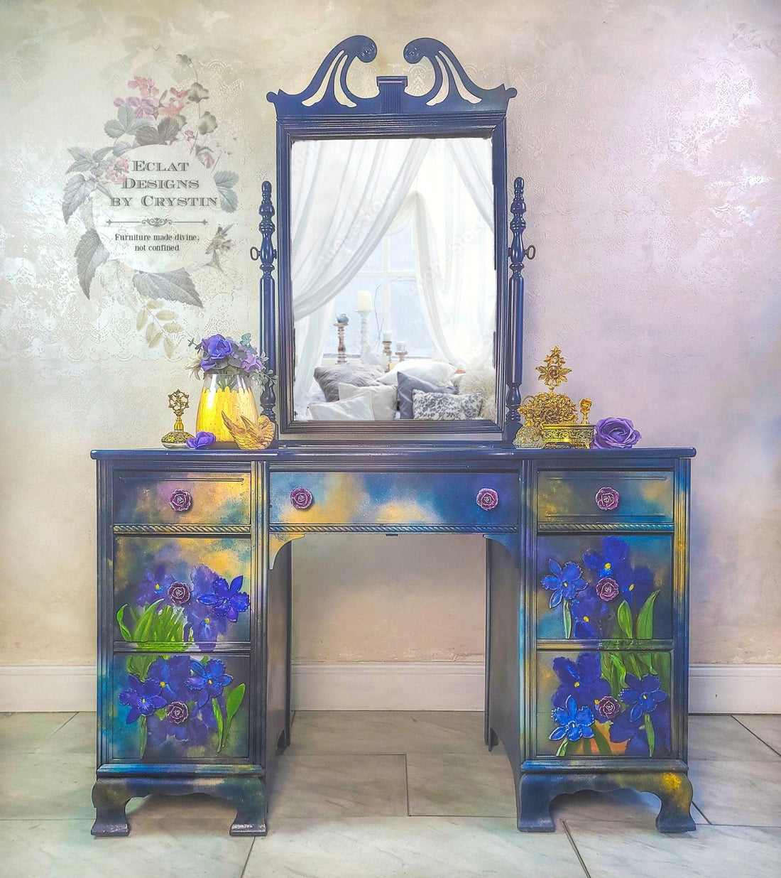 About My Iris Vanity