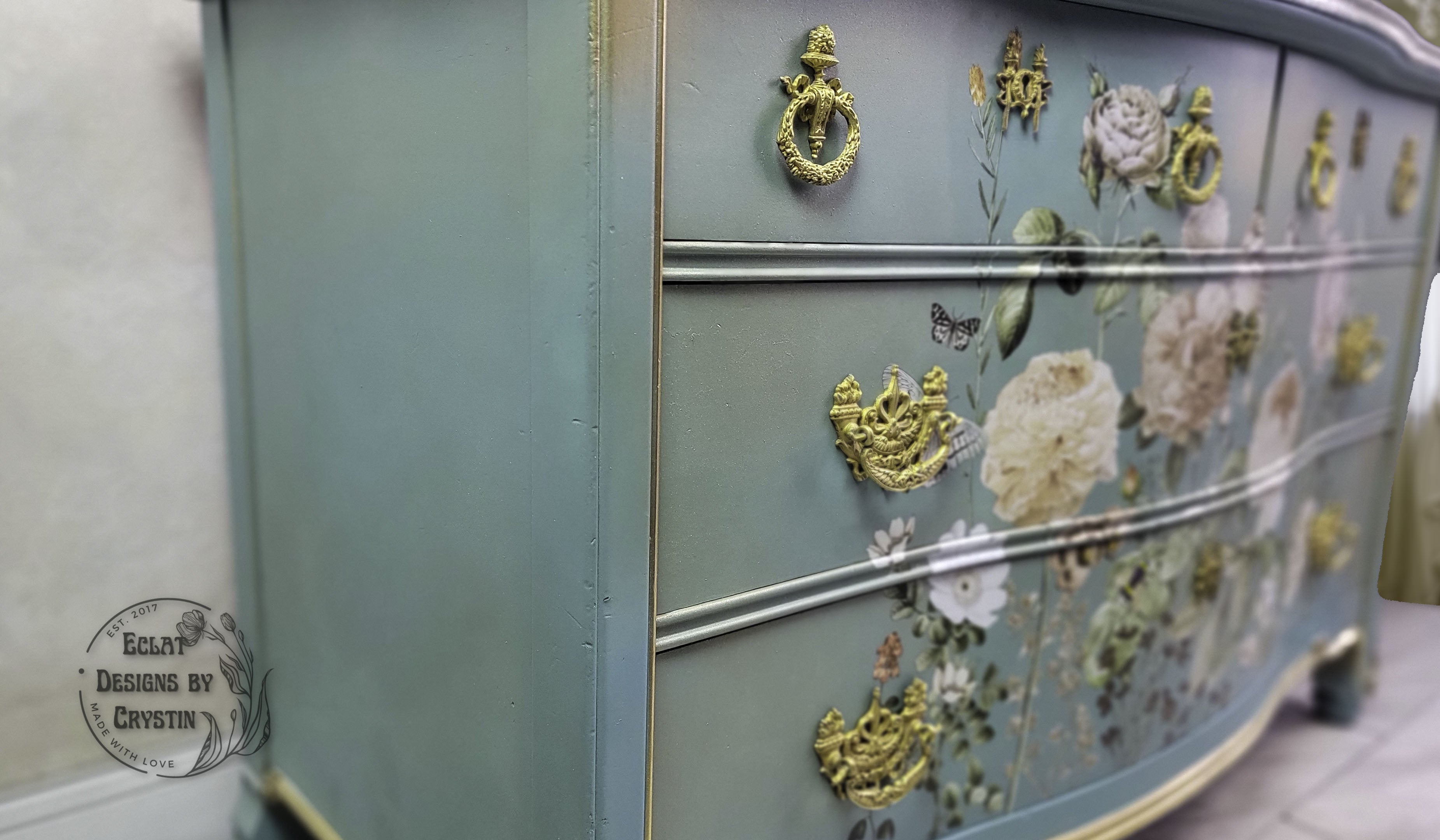 Vintage Botanical Floral Dresser