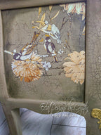 Birds and Gold Bombe Chest