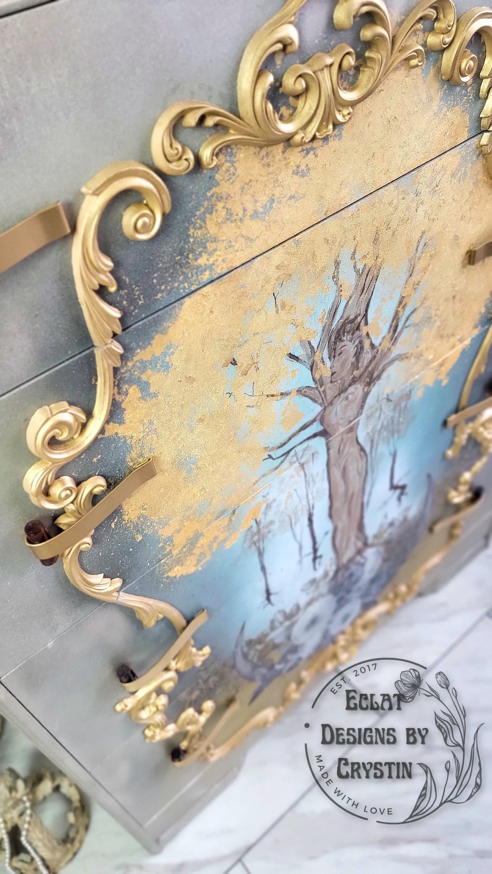 Dryad Tree of Life Dresser