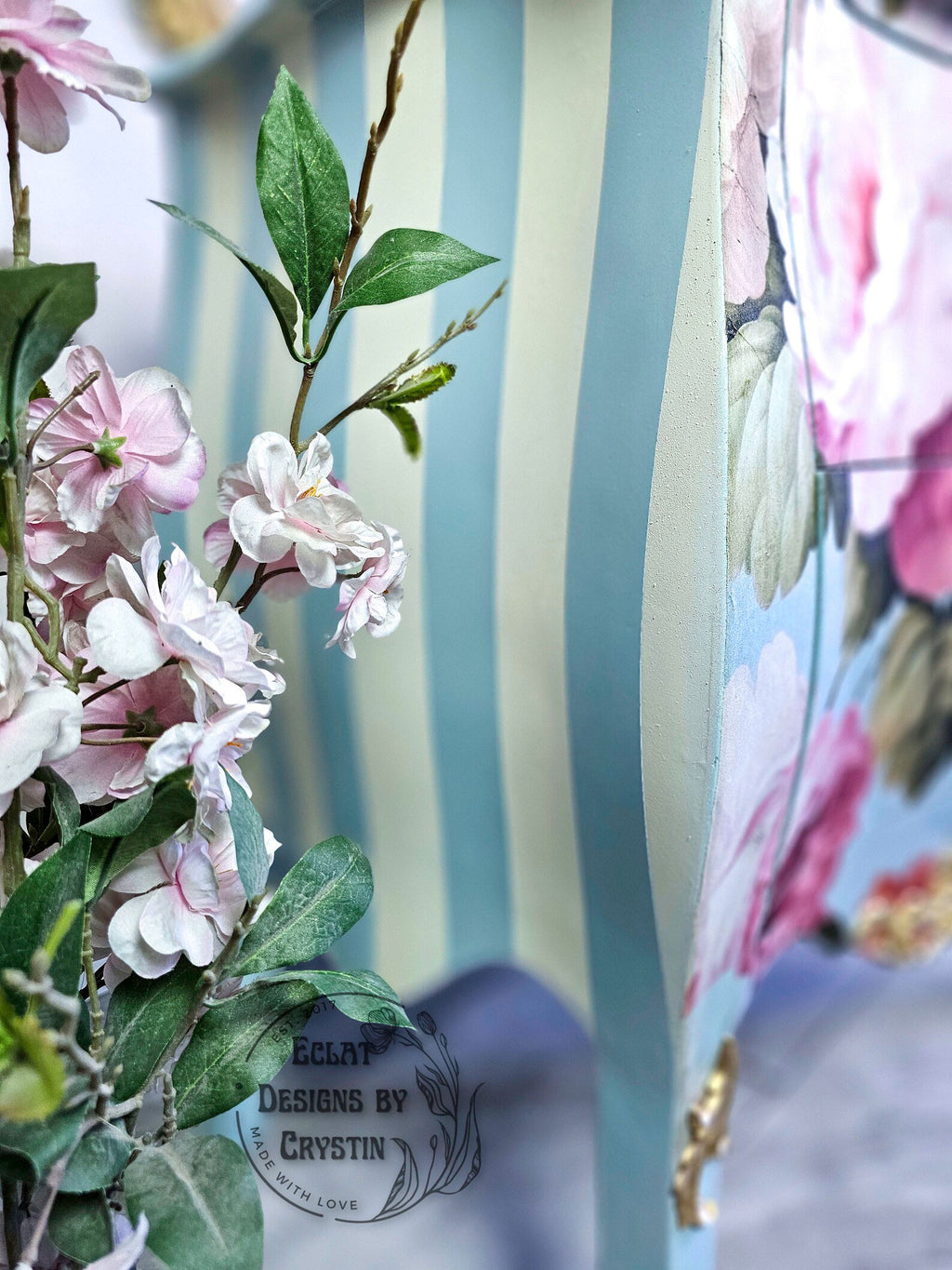 French Boutique Bombe Chest
