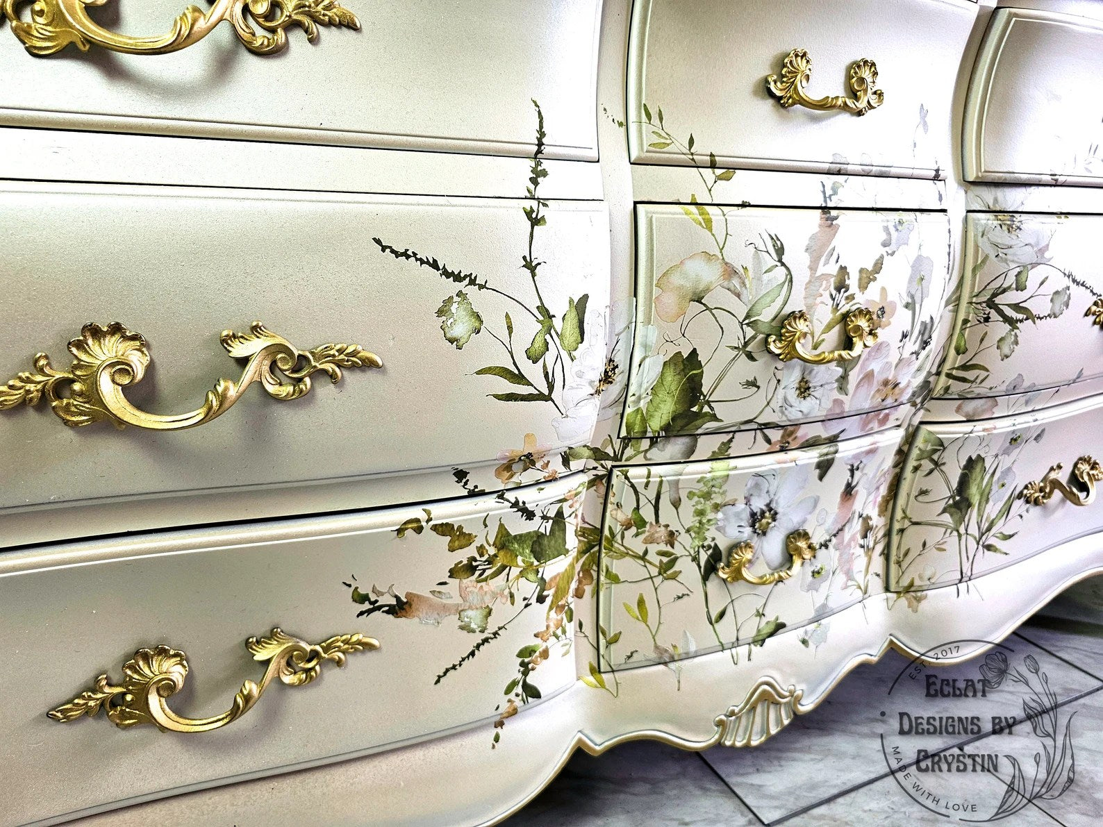 Pearly Floral Dresser