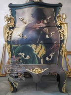 Regal Louis IV Bombe Commode