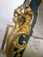 Regal Louis IV Bombe Commode