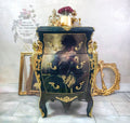 Regal Louis IV Bombe Commode