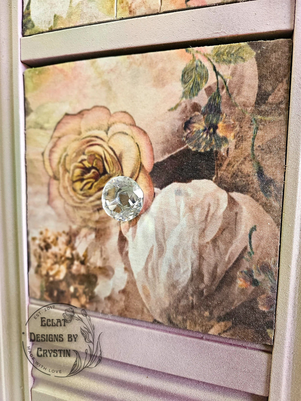 Romance in Bloom Vanity Table with Mirror